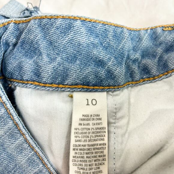American Eagle Denim Mom Shorts Rolled Cuffs Women’s Size 10 Light Wash - Picture 5 of 6